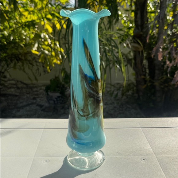Vintage Hand-Blown Tall Sky-Blue Art Glass Vase, Ruffled Top - Picture 3 of 5